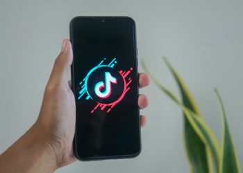 La tendance Glass Child sur TikTok